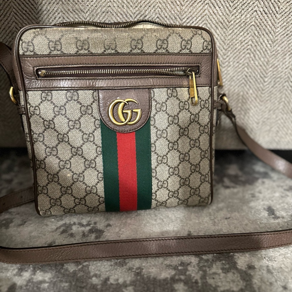 Authentic Gucci Ophidia small messenger bag